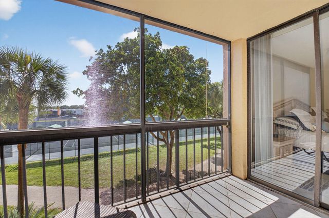 500 Egret Circle 8306, Delray Beach, FL 33444