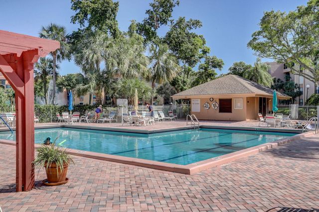 500 Egret Circle 8306, Delray Beach, FL 33444