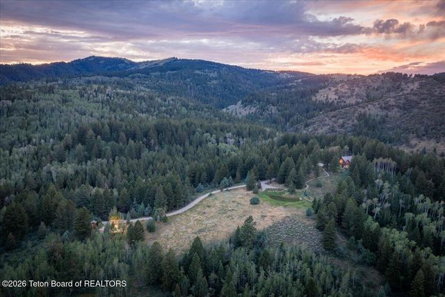 5450 DRY HENDERSON Road, Victor, ID 83455