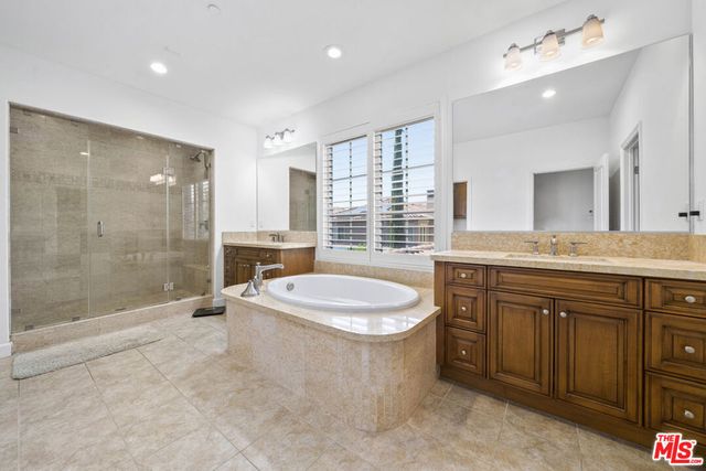 57 Domani, Irvine, CA 92618