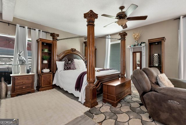 425 Greenleaf Drive, Lavonia, GA 30553