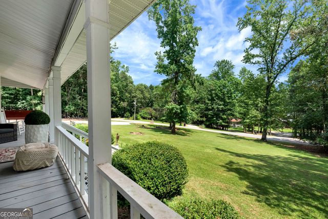 425 Greenleaf Drive, Lavonia, GA 30553