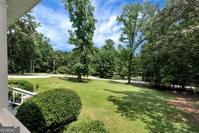 425 Greenleaf Drive, Lavonia, GA 30553