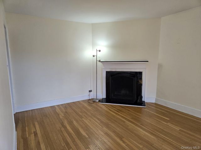 6 Davis Avenue A11, Rye, NY 10580