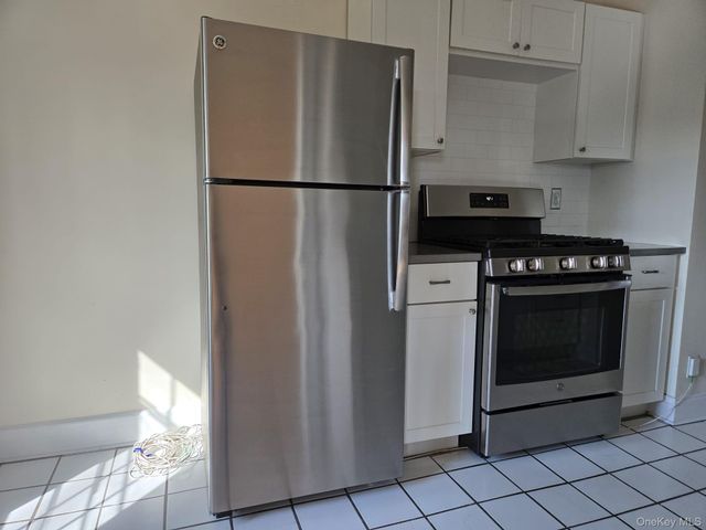 6 Davis Avenue A11, Rye, NY 10580