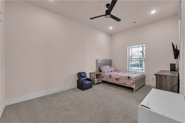 12412 Wildwood Drive, Rogers, AR 72756