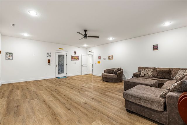 12412 Wildwood Drive, Rogers, AR 72756