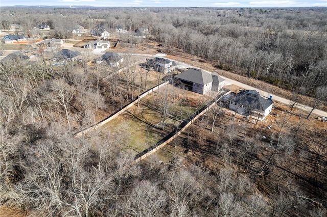 12412 Wildwood Drive, Rogers, AR 72756