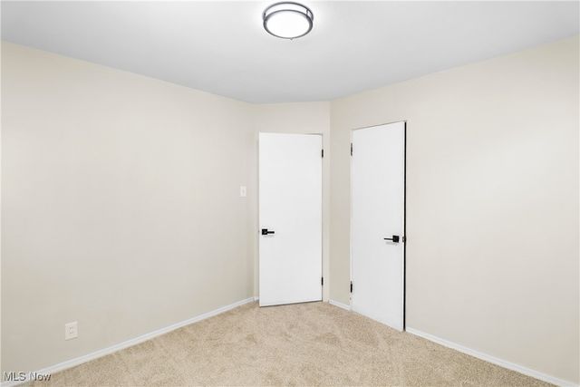 26430 Drakefield Avenue, Euclid, OH 44132