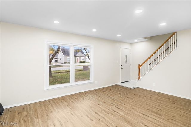 26430 Drakefield Avenue, Euclid, OH 44132