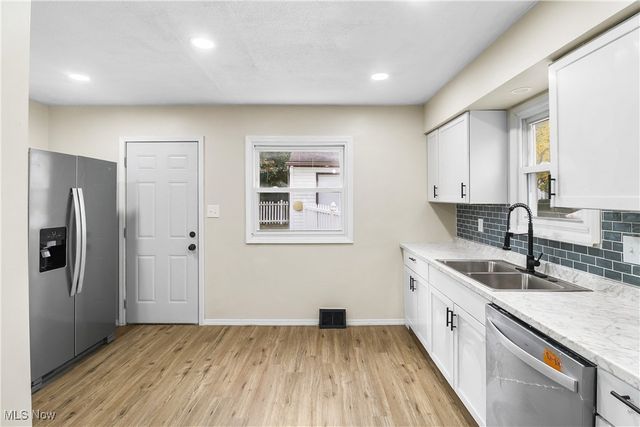 26430 Drakefield Avenue, Euclid, OH 44132