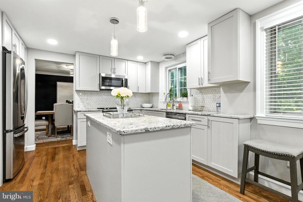 21804 GOSHEN SCHOOL RD, Gaithersburg, MD 20882