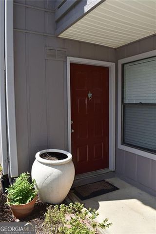 3923 Woodridge Way, Tucker, GA 30084