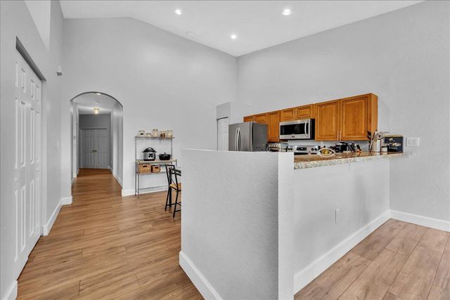 7600 S Aragon Boulevard 3, Sunrise, FL 33322