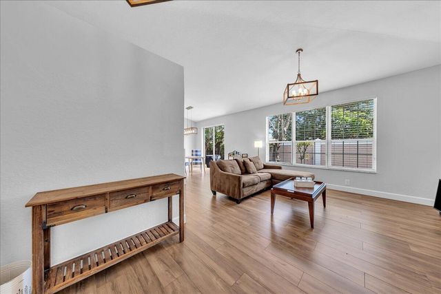 7600 S Aragon Boulevard 3, Sunrise, FL 33322