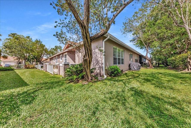 7600 S Aragon Boulevard 3, Sunrise, FL 33322