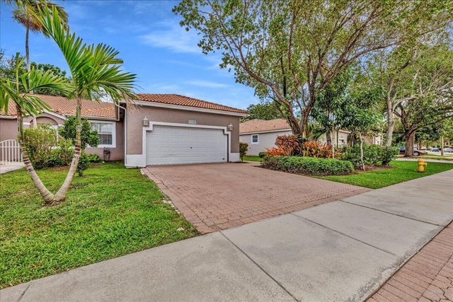 7600 S Aragon Boulevard 3, Sunrise, FL 33322