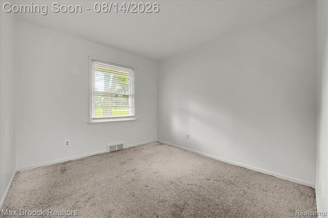 6695 W Dartmoor Road, West Bloomfield, MI 48322
