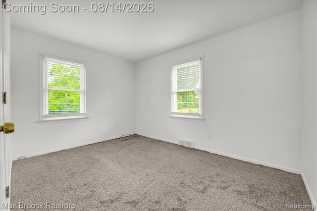 6695 W Dartmoor Road, West Bloomfield, MI 48322
