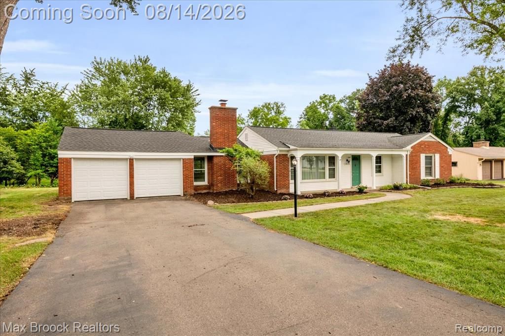 6695 W Dartmoor Road, West Bloomfield, MI 48322