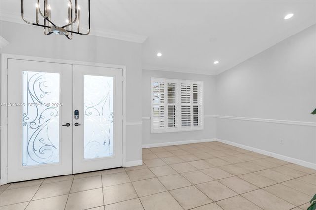 321 NW 193rd Ave, Pembroke Pines, FL 33029