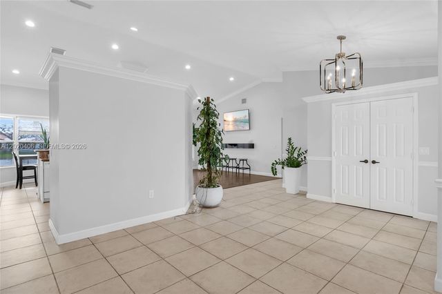 321 NW 193rd Ave, Pembroke Pines, FL 33029