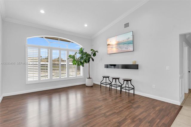 321 NW 193rd Ave, Pembroke Pines, FL 33029