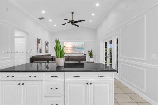 321 NW 193rd Ave, Pembroke Pines, FL 33029