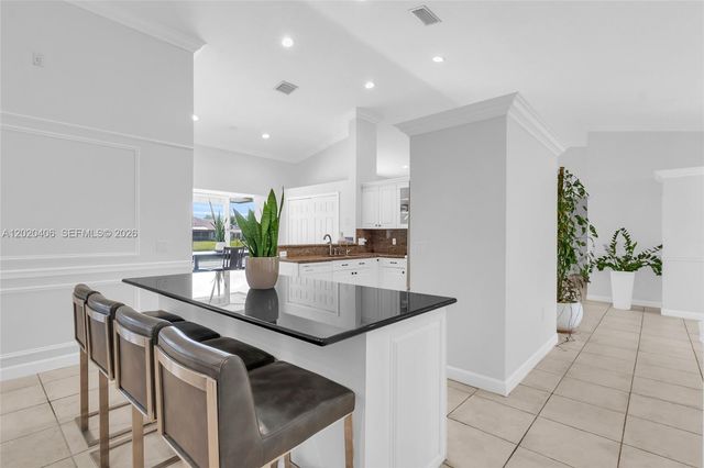 321 NW 193rd Ave, Pembroke Pines, FL 33029