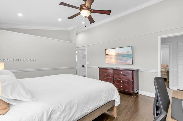 321 NW 193rd Ave, Pembroke Pines, FL 33029