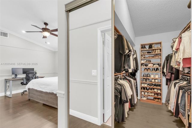321 NW 193rd Ave, Pembroke Pines, FL 33029