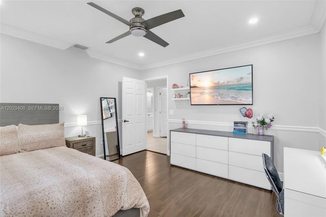 321 NW 193rd Ave, Pembroke Pines, FL 33029