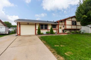 1951 Broadford Drive, South Bend, IN 46614