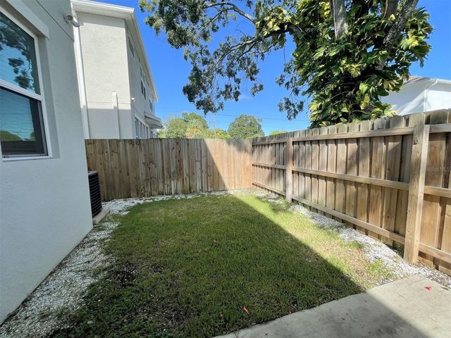 2411 W FIG STREET 2, Tampa, FL 33609