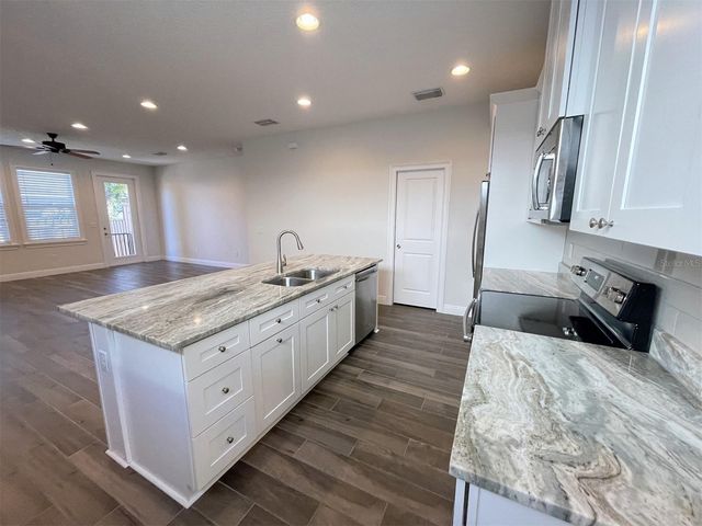 2411 W FIG STREET 2, Tampa, FL 33609