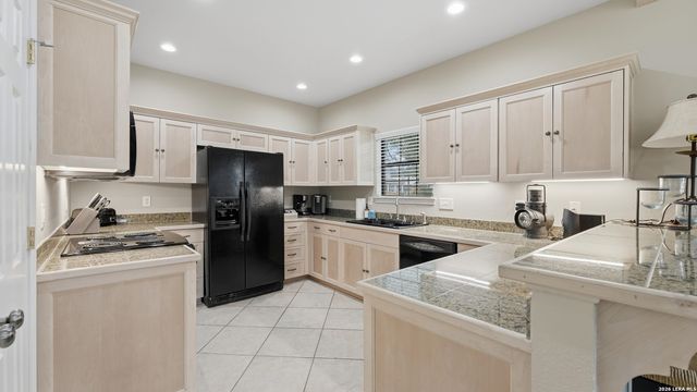 1115 Ethel, Seguin, TX 78155