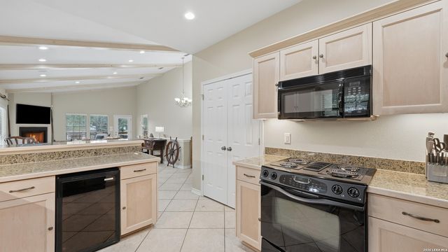 1115 Ethel, Seguin, TX 78155