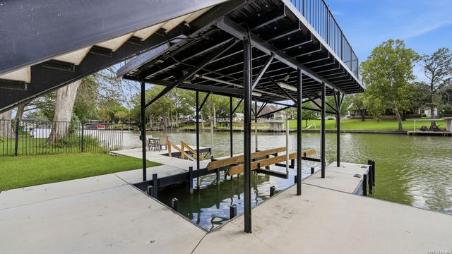 1115 Ethel, Seguin, TX 78155