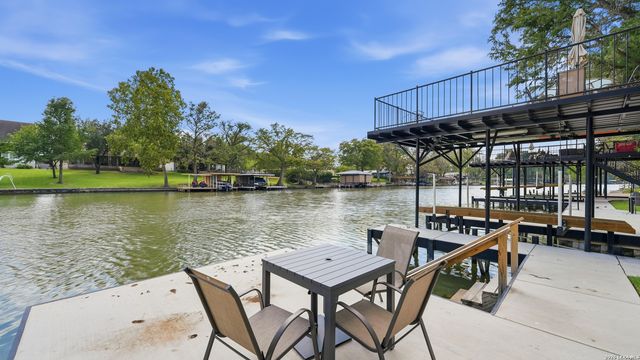 1115 Ethel, Seguin, TX 78155