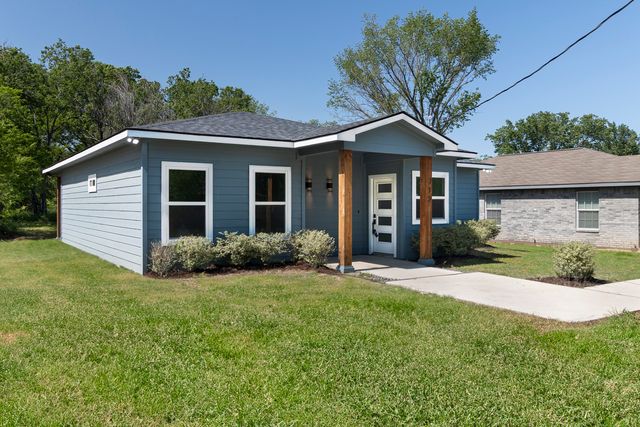 712 E 4th Avenue, Corsicana, TX 75110