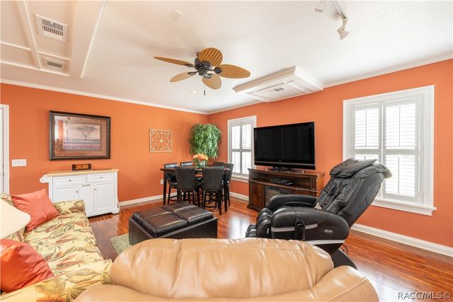 27 Deerwood Drive, Homosassa, FL 34446