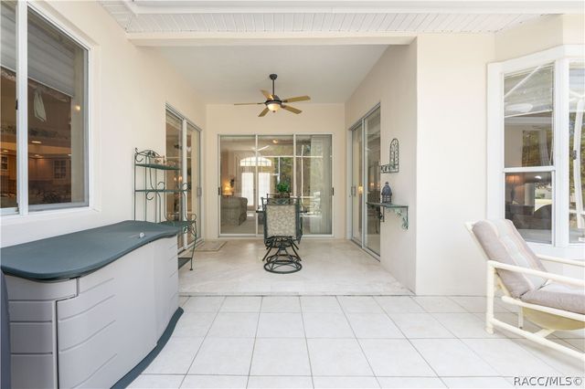 27 Deerwood Drive, Homosassa, FL 34446