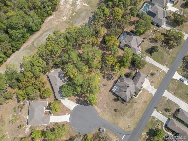 27 Deerwood Drive, Homosassa, FL 34446