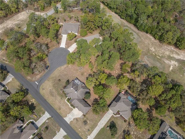 27 Deerwood Drive, Homosassa, FL 34446