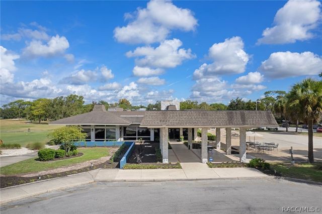 27 Deerwood Drive, Homosassa, FL 34446