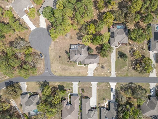 27 Deerwood Drive, Homosassa, FL 34446