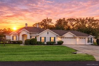 27 Deerwood Drive, Homosassa, FL 34446