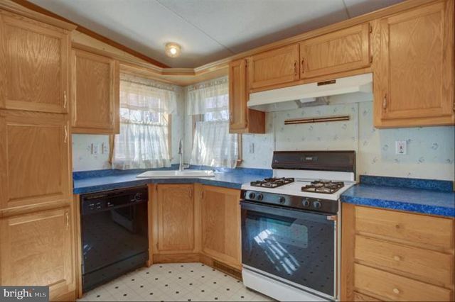 11906 HEATHER DR, Hagerstown, MD 21740