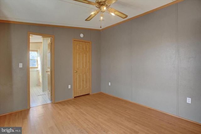 11906 HEATHER DR, Hagerstown, MD 21740