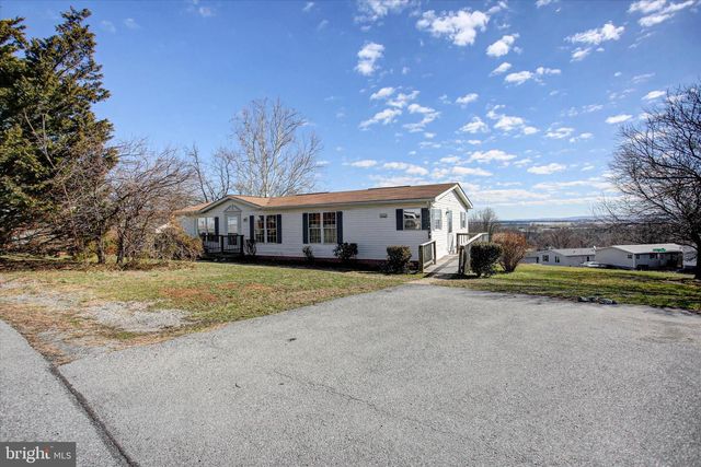 11906 HEATHER DR, Hagerstown, MD 21740